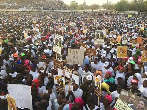 Malgre la canicule, Kedougou accueille Macky Sall comme un fils