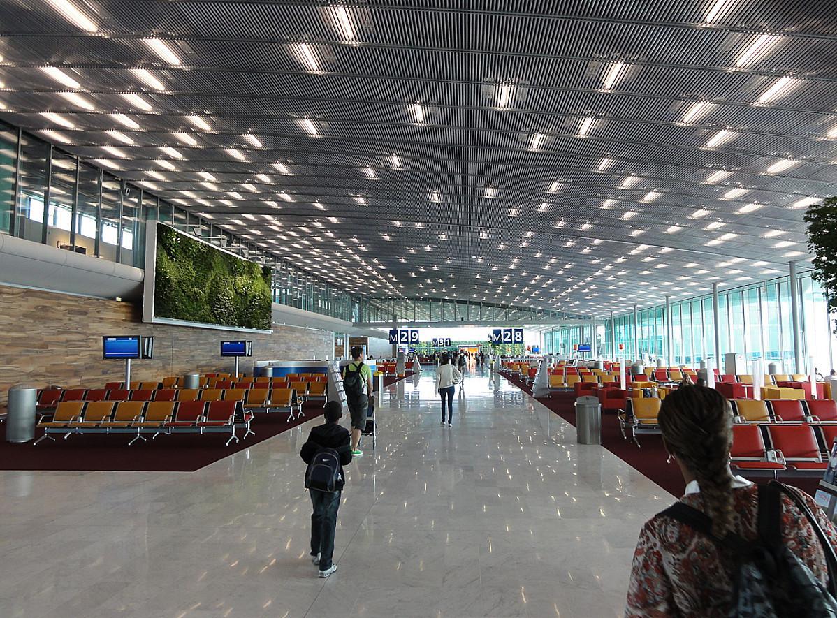 AFFAIRE EPSTEIN/ARRÊTÉ À L'AÉROPORT DE ROISSY: Jean-Luc Brunel s'apprêtait à s'envoler pour le Sénégal