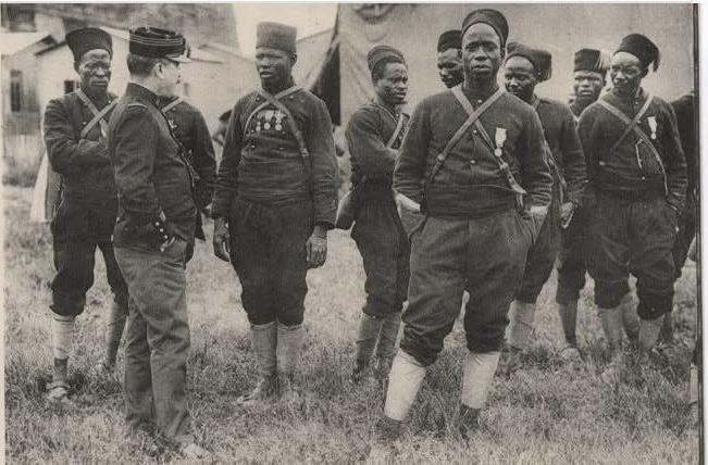 THIAROYE 1944 : LES PREUVES ENFOUIES DU MASSACRE REFONT SURFACE