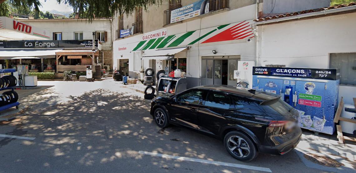 ICE STORE PETRETO - STATION VITO ICE STORE PETRETO - STATION VITO