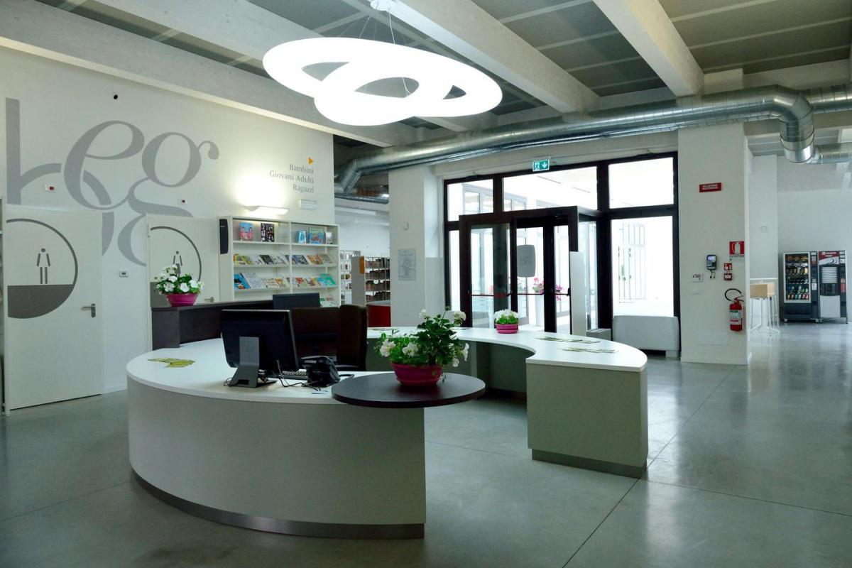 La Biblioteca La Biblioteca