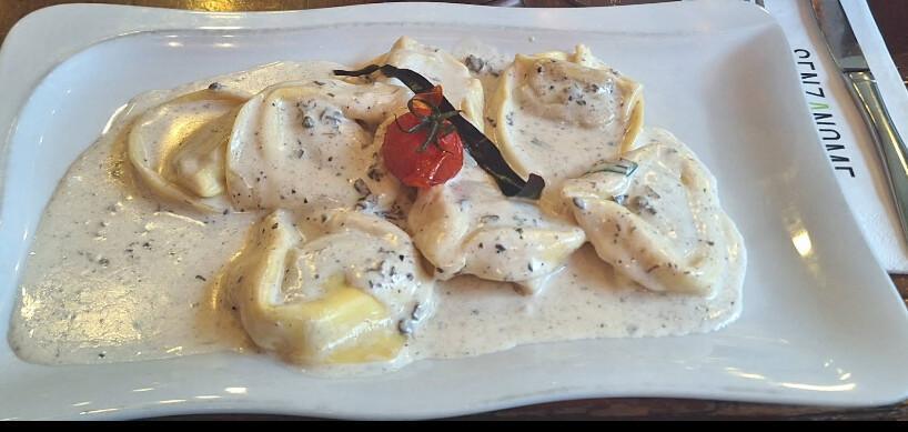 SENZANOME Cucina Italiana / Lautenschlagerstraße 25, 70173 Stuttgart