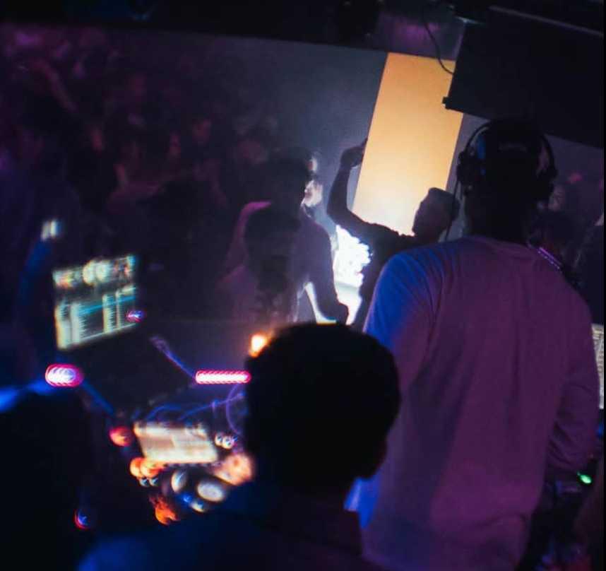 NICE CLUB Stuttgart / Theodor-Heuss-Straße 24, 70174 Stuttgart
