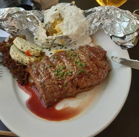 Cafe Bistro Courage / Eltinger Str. 2, 70839 Gerlingen