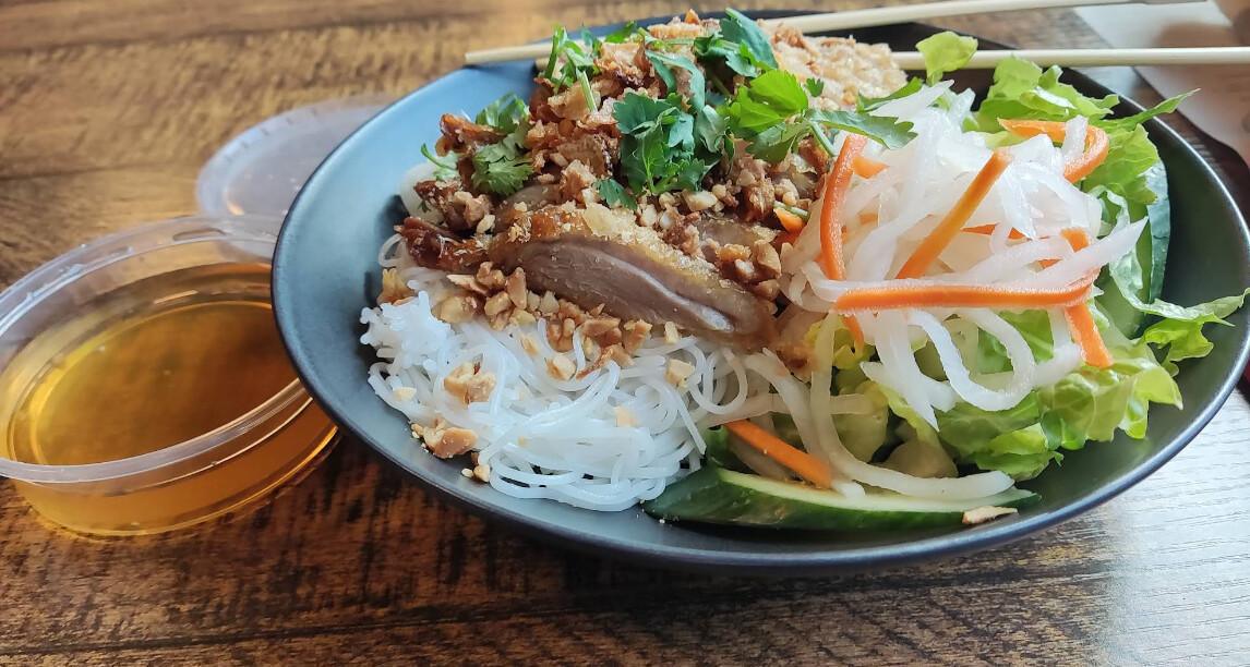 mytho asian foodbar / Krötenweg 19, 70499 Stuttgart-Giebel