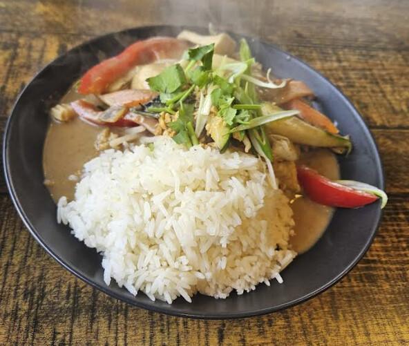 mytho asian foodbar / Krötenweg 19, 70499 Stuttgart-Giebel