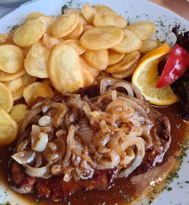 SSV Zuffenhausen Vereinsgaststätte WALDBLICK / Hirschsprungallee 20, 70435 Stuttgart SSV Zuffenhausen Vereinsgaststätte WALDBLICK / Hirschsprungallee 20, 70435 Stuttgart