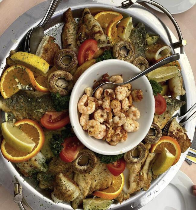 SSV Zuffenhausen Vereinsgaststätte WALDBLICK / Hirschsprungallee 20, 70435 Stuttgart SSV Zuffenhausen Vereinsgaststätte WALDBLICK / Hirschsprungallee 20, 70435 Stuttgart