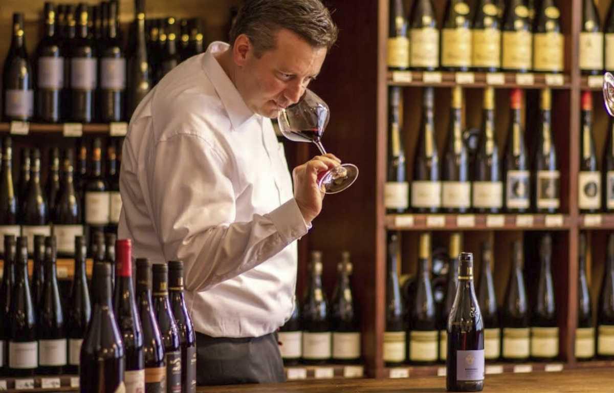 Weinhaus Stetter - Weinhandel & Weinstube / Rosenstraße 32, 70182 Stuttgart