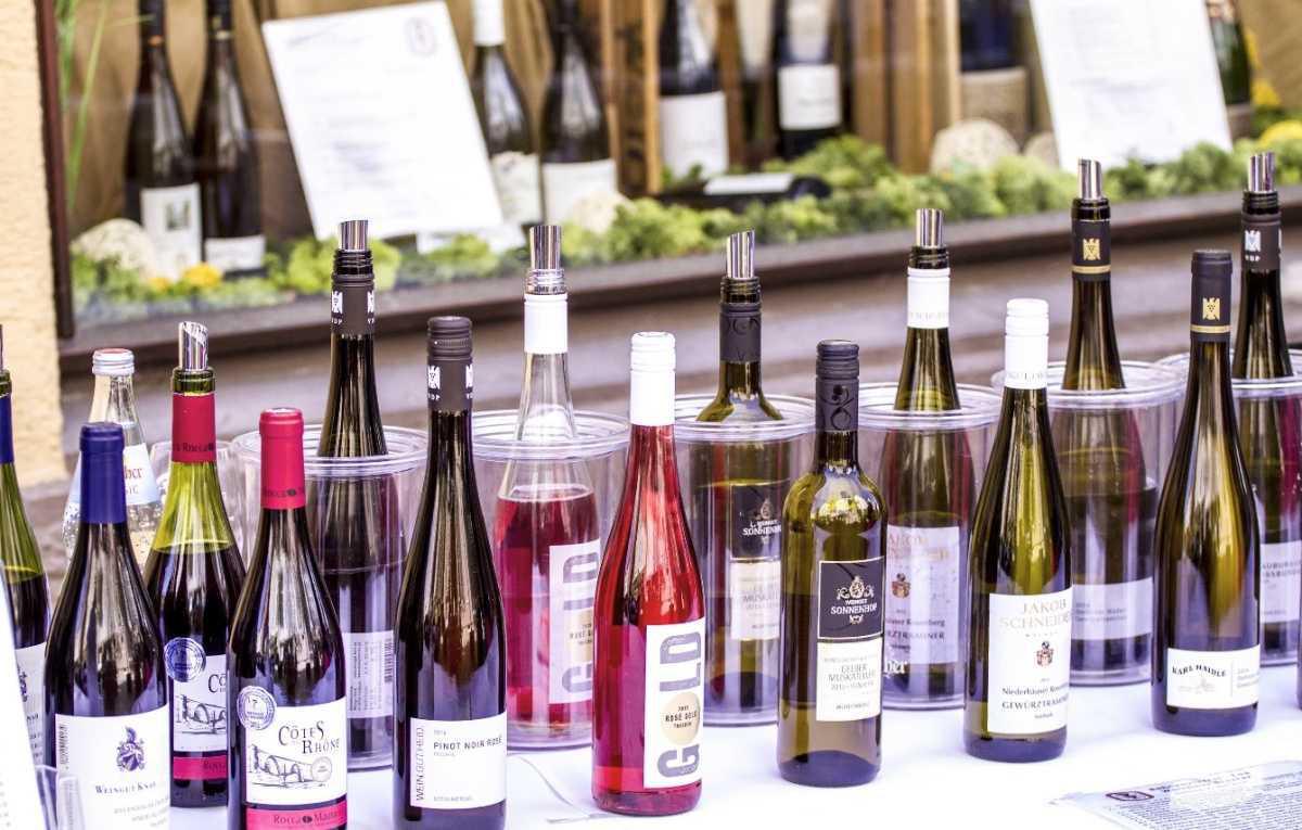 Weinhaus Stetter - Weinhandel & Weinstube / Rosenstraße 32, 70182 Stuttgart Weinhaus Stetter - Weinhandel & Weinstube / Rosenstraße 32, 70182 Stuttgart