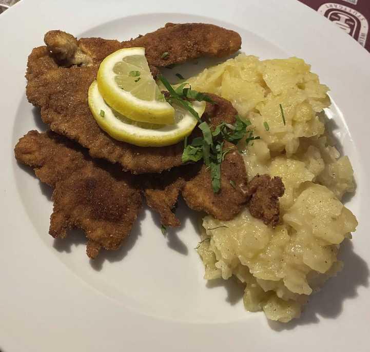 Weinhaus Stetter - Weinhandel & Weinstube / Rosenstraße 32, 70182 Stuttgart