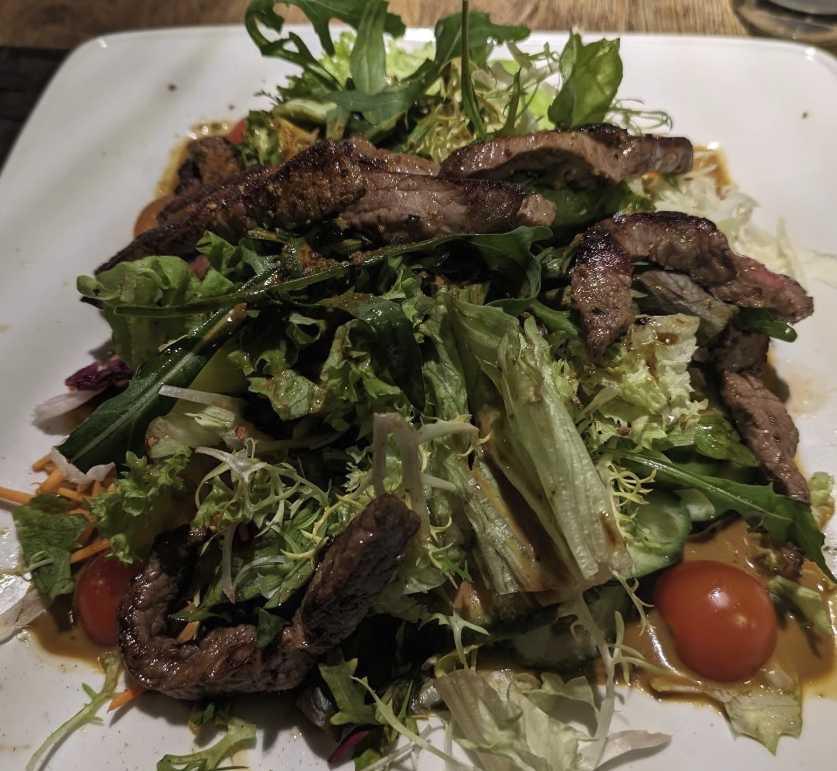 Tower 66 Steakhouse & Bar / Graf-Zeppelin-Platz 2, 71034 Böblingen