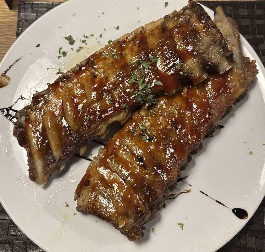 Tower 66 Steakhouse & Bar / Graf-Zeppelin-Platz 2, 71034 Böblingen