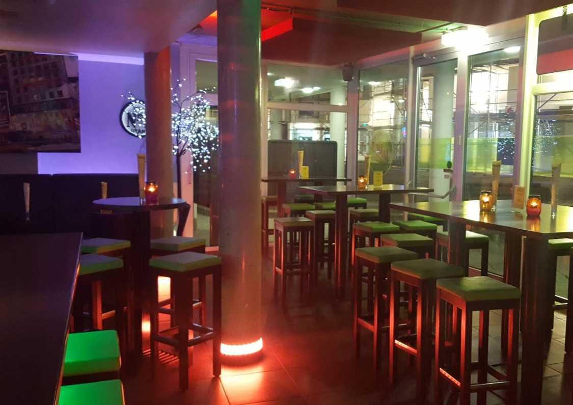Jakes Diner Bar / Filderbahnpl. 31, 70567 Stuttgart