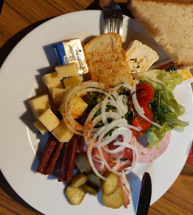 Besenwirtschaft Gerhard Zaiß / Gehrenwald Gewann 5, 70327 Stuttgart Besenwirtschaft Gerhard Zaiß / Gehrenwald Gewann 5, 70327 Stuttgart