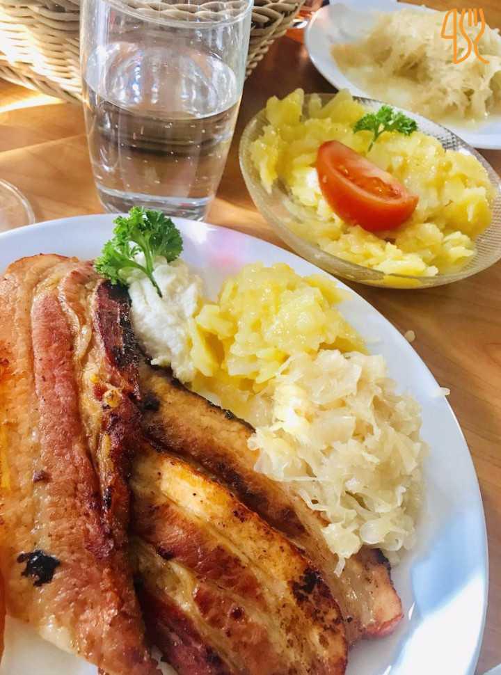 Stallbesen Stuttgart-Mühlhausen / Eybgasse 13, 70378 Stuttgart Stallbesen Stuttgart-Mühlhausen / Eybgasse 13, 70378 Stuttgart