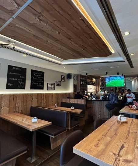 Pils-Pub Alt Stuttgart Sky Sportsbar - Stuttgart / Sophienstraße 33, 70178 Stuttgart