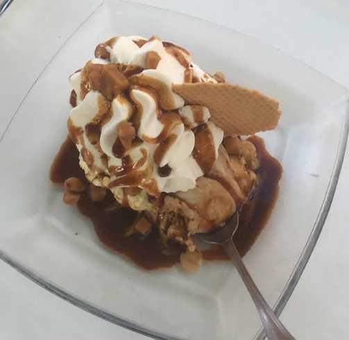 Eiscafé Fantasia / Vaihinger Markt 24, 70563 Stuttgart ~6