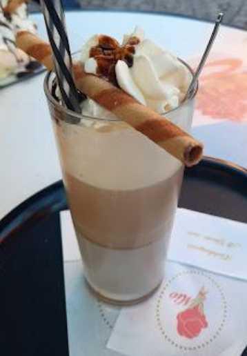 Eiscafé Fantasia / Vaihinger Markt 24, 70563 Stuttgart ~6