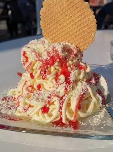 Eiscafé Fantasia / Vaihinger Markt 24, 70563 Stuttgart ~6 Eiscafé Fantasia / Vaihinger Markt 24, 70563 Stuttgart ~6