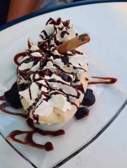 Eiscafé Fantasia / Vaihinger Markt 24, 70563 Stuttgart ~6 Eiscafé Fantasia / Vaihinger Markt 24, 70563 Stuttgart ~6