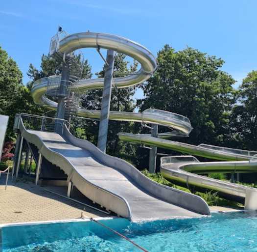 Strand- und Freibad Bad Waldsee / Robert-Koch-Straße 1, 88339 Bad Waldsee