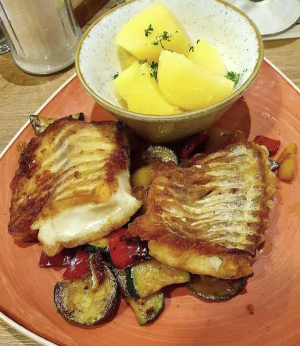 Die kleine Fischkiste Restaurant / Niedersachsenstraße 10, 27472 Cuxhaven
