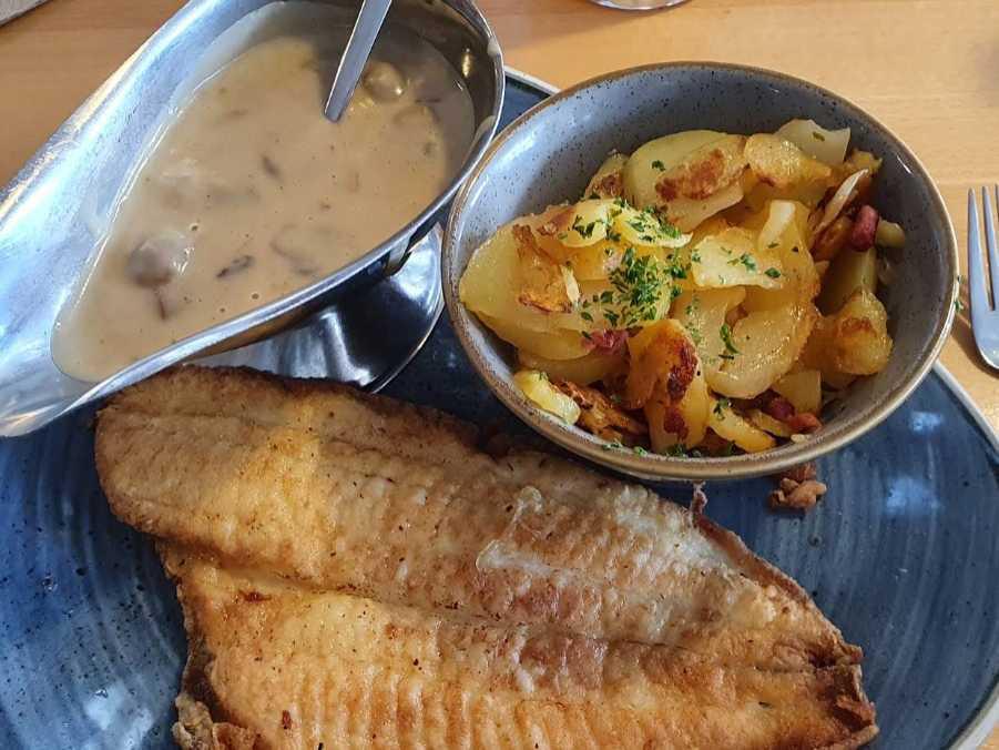 Die kleine Fischkiste Restaurant / Niedersachsenstraße 10, 27472 Cuxhaven