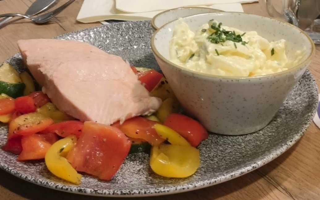 Die kleine Fischkiste Restaurant / Niedersachsenstraße 10, 27472 Cuxhaven