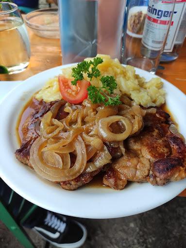 Stallbesen Stuttgart-Mühlhausen / Eybgasse 13, 70378 Stuttgart Stallbesen Stuttgart-Mühlhausen / Eybgasse 13, 70378 Stuttgart