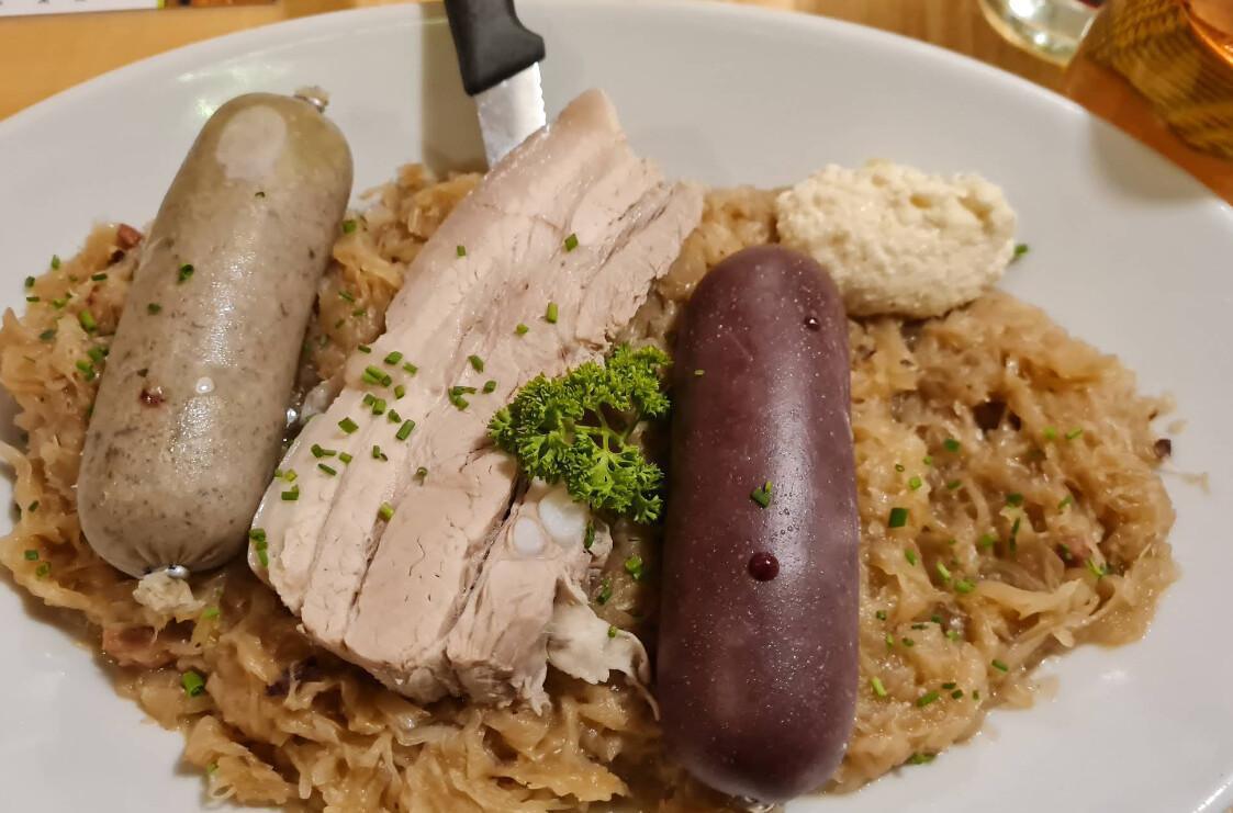 Schmiegs Kellerbesen / Porschestraße 8, 70736 Fellbach