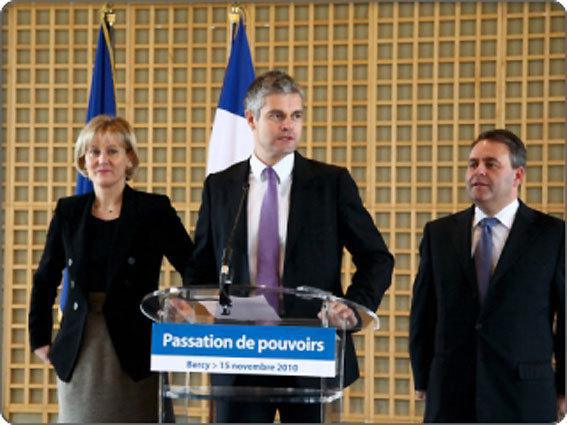 Wauquiez souhaite conditionner le RSA à des heures de "service social"