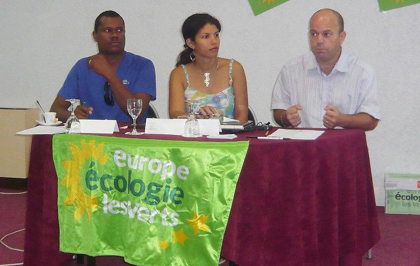 EELV : "Un kit anti-feu adapté au Transall pour La Réunion"