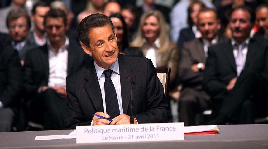 "Ce n’est pas une lettre que Nicolas Sarkozy va envoyer aux Français, c’est une facture !"