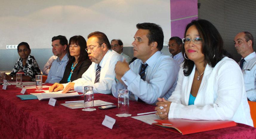 "Refondation de la Droite : associer pleinement les partenaires de La Réunion en confiance"
