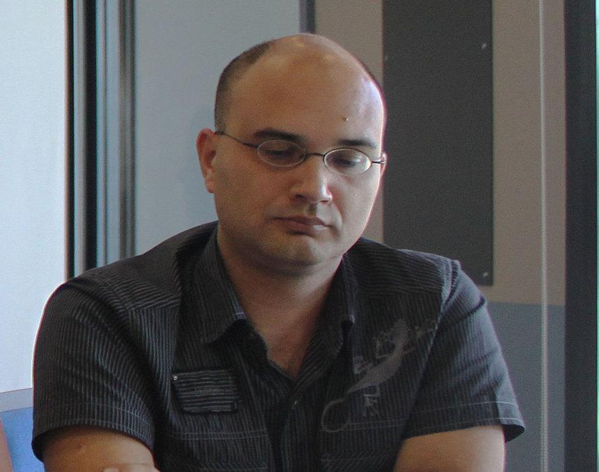 Vincent Defaud : "Le gouvernement socialiste s'en prend aux salaires des enseignants !"