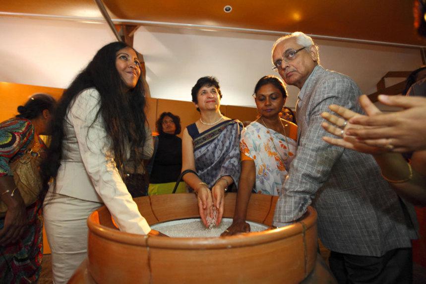 Conseil Général : Inauguration de l’exposition “La Marche du Sel de Gandhi”