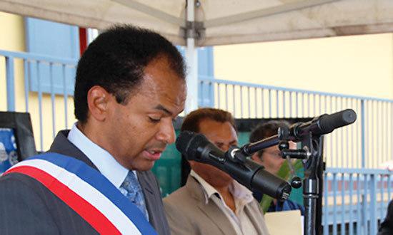 Ça ne lui a pas PLU, alors Emmanuel Séraphin (St-Paul) répond à Yves Mont-Rouge (JIR)
