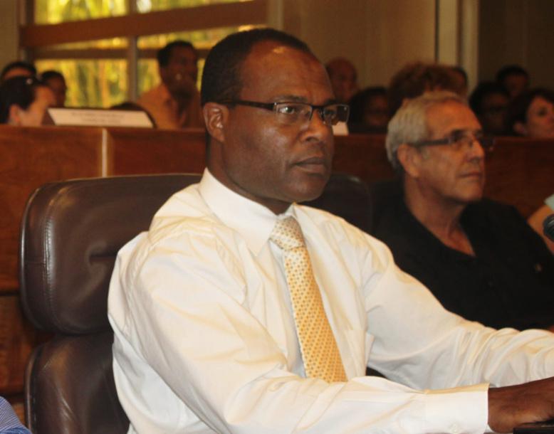 Cyrille Hamilcaro publie ses revenus politiques et son patrimoine