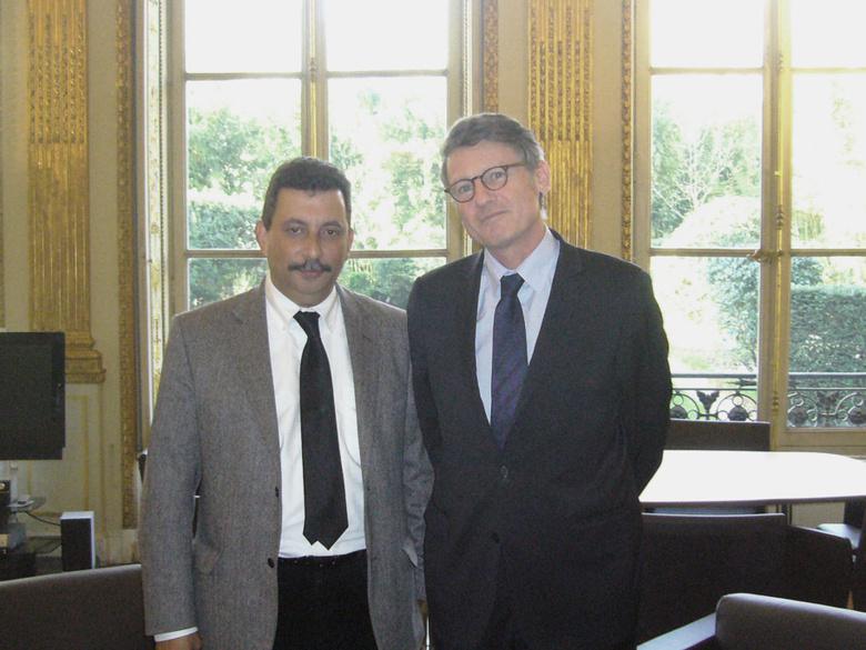 Le ministère de l'Education nationale étudie le cas des professeurs stagiaires affectés dans l'Hexagone