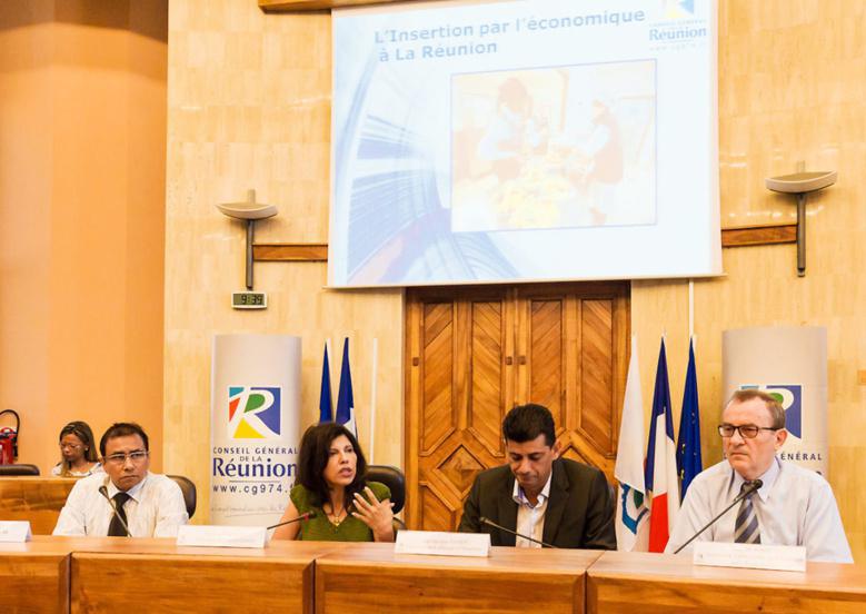 Nassimah Dindar : "Trouver des leviers pour faciliter l'emploi des jeunes"