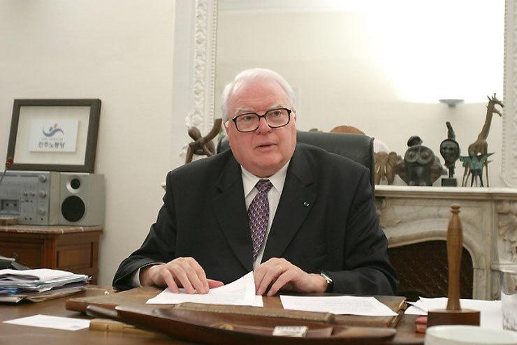 Erick Bareigts : "Pierre Mauroy a su moderniser la France"