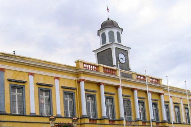 La mairie de Saint-Denis répond à Samuel Mouen
