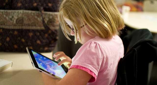 Nos petits enfants seront bien formés… par la télé