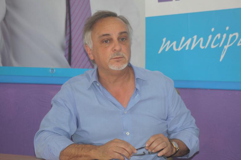 "René-Paul Victoria et moi, nous construirons l'union avec Nassimah Dindar"