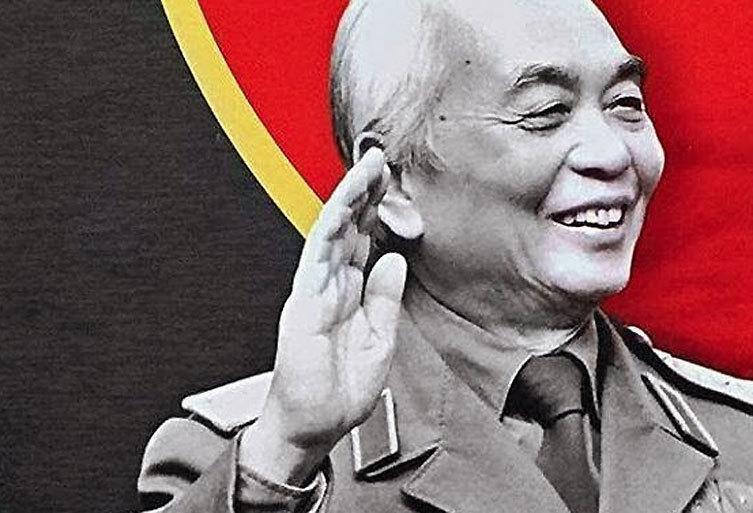 Vietnam : décès de Giap, le PCR salue la mémoire du résistant et indépendantiste