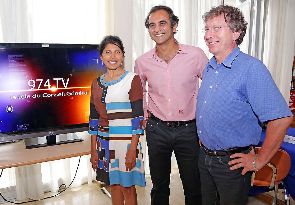 "974TV, c’est parti ! "Etre plus proche des Réunionnais"