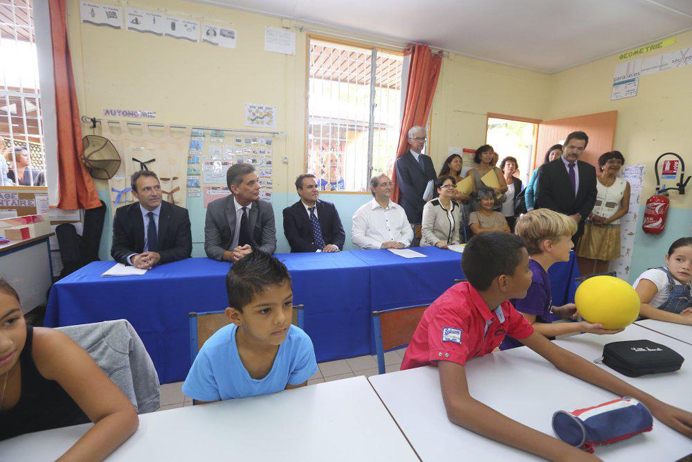 Didier ROBERT, Sénateur Président de la Région Réunion 2015 : Agir pour plus d'égalité – 96 écoles-pilotes 4500 élèves