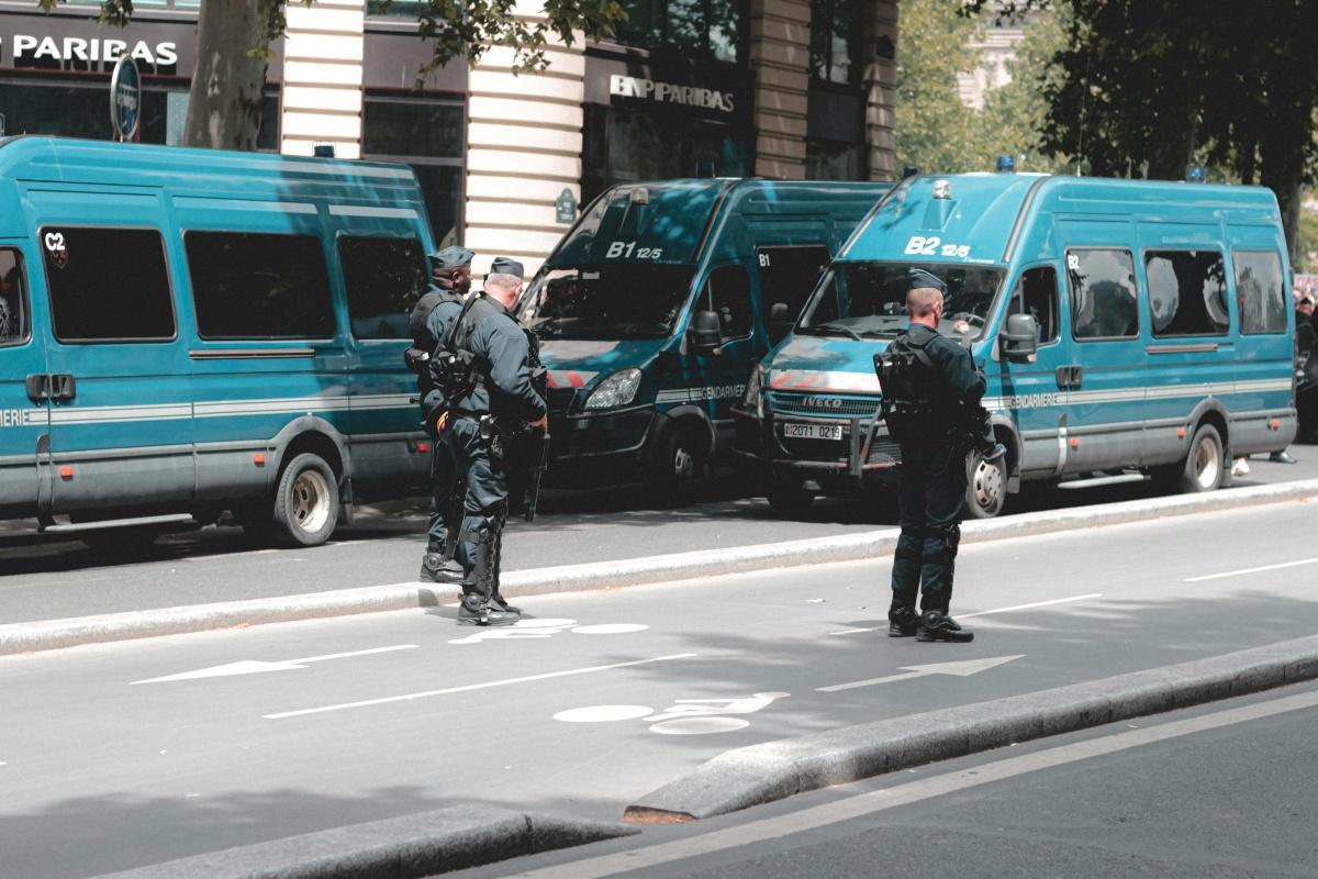 Halte à la répression syndicale à Bayeux : 3 Militants Convoqués