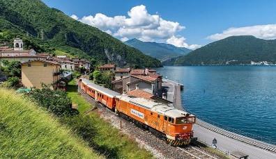 Sirmione, Il Trenino del Bernina, St. Moritz, il Lago d'Iseo con il Trenino dei Sapori e il Lago di Como